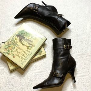 Matisse Pebbled Leather Point Toe Boots SZ 10